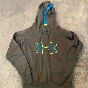 Under armor sweatshirt!
